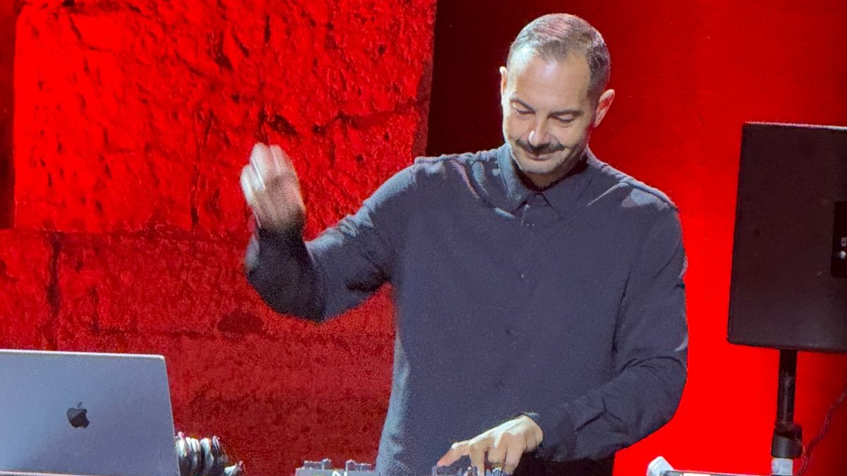 Αντώνης Δημητριάδης: Ξεχωρισε ως dj για πώτη φορά στο Ηρώδειο με τον Θανάση Βασιλόπουλο