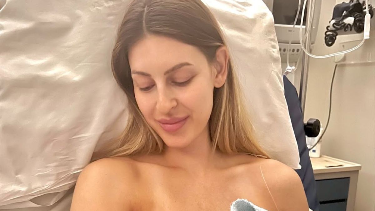 Ελισάβετ Δοβλιατίδου: Οι τρυφερές φωτογραφίες με το νεογέννητο μωρό της και το συγκινητικό μήνυμα για τον 23ωρο τοκετό