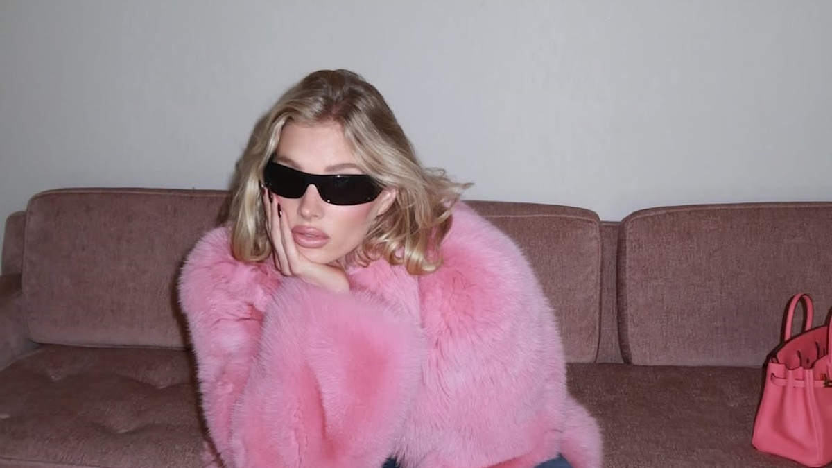 Fluffy dreams: Αυτό είναι το outwear που πρέπει να έχετε φέτος στη ντουλάπα σας