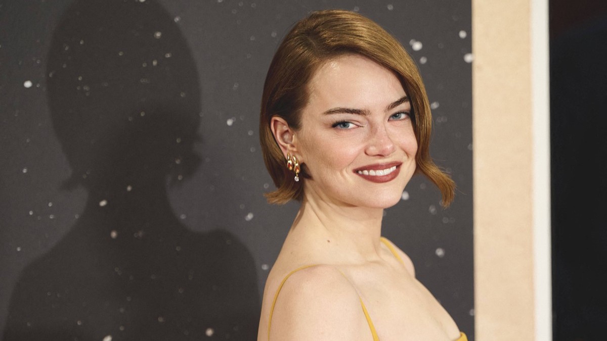 Έμμα Στόουν: Με bixie haircut που έκλεψε τις εντυπώσεις