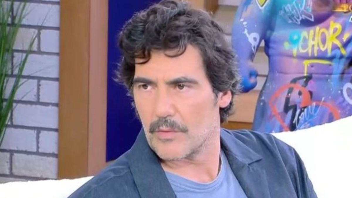 Αντώνης Καρυστινός: «Η κόρη μου είναι 10 ετών, παραμιλούσε όταν με είδε στη σκηνή, δεν πίστευε ότι ήμουν εγώ»