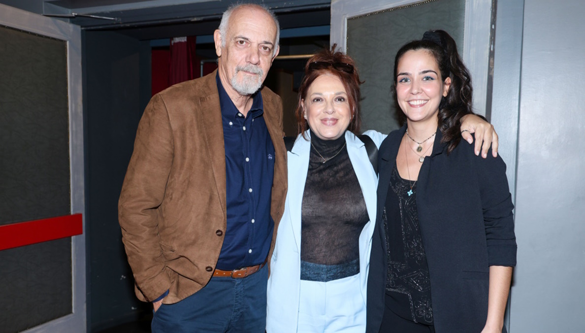 Μαρία Δαμανάκη – Γιώργος Κιμούλης: Καμάρωσαν την κόρη τους, Μαριάννα στο θέατρο