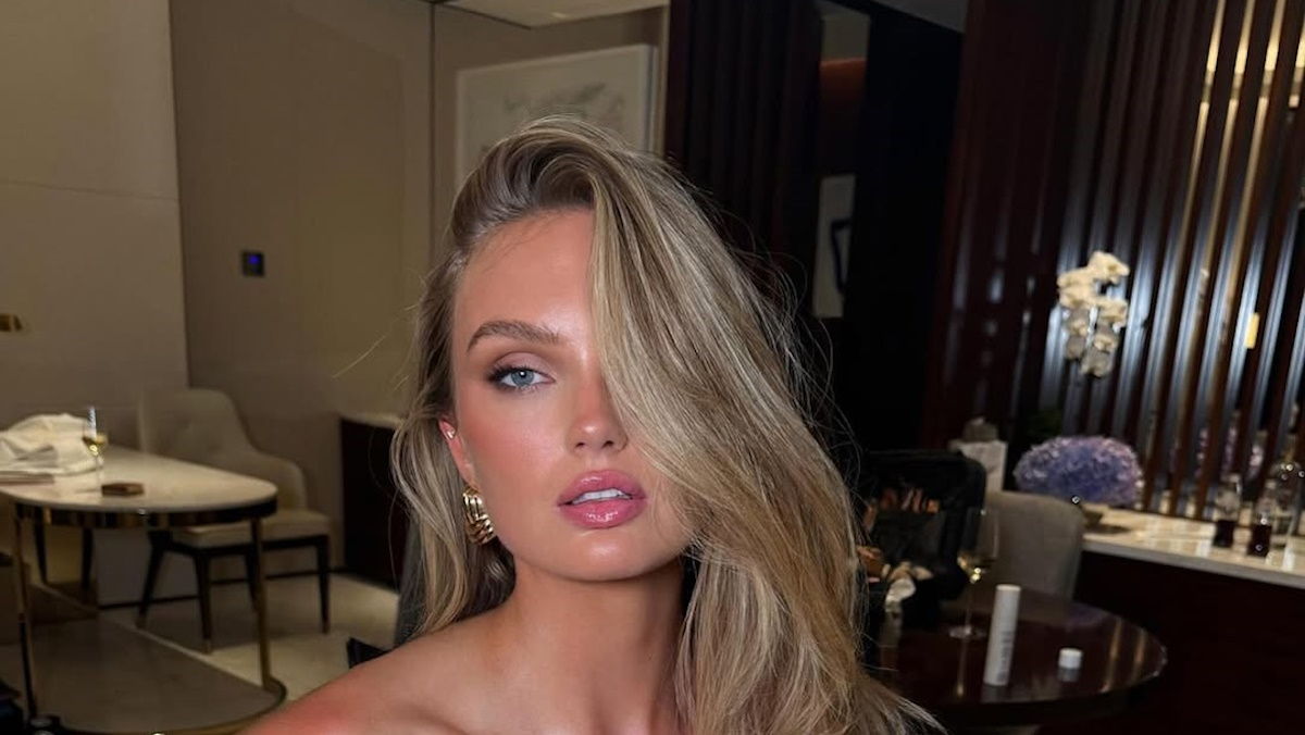 3 lip oils που θα κάνουν τα χείλη σας τον απόλυτο πρωταγωνιστή