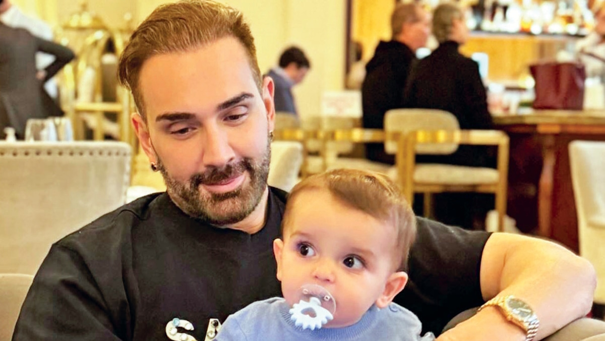 Νίκος Κοκλώνης: Το ταξίδι στη Νέα Υόρκη για να βρεθεί με την οικογένειά του