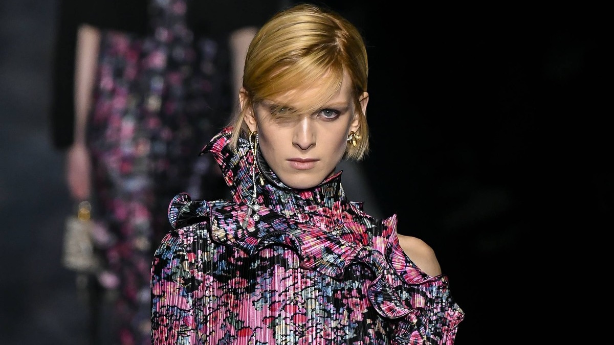 Κοντά μαλλιά: 3 tips για να κάνετε styling σαν επαγγελματίας