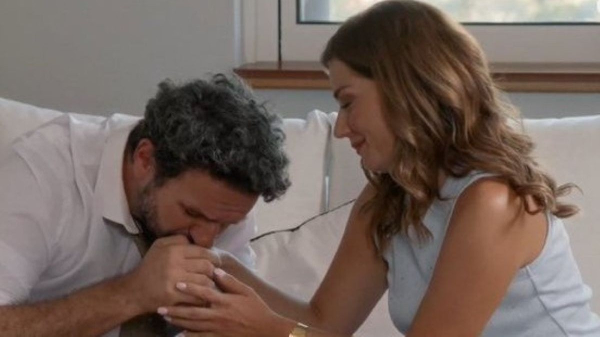 «Το σόι σου» επέστρεψε και το X… λύγισε από νοσταλγία! – «Σαν να μην πέρασε μια μέρα…»