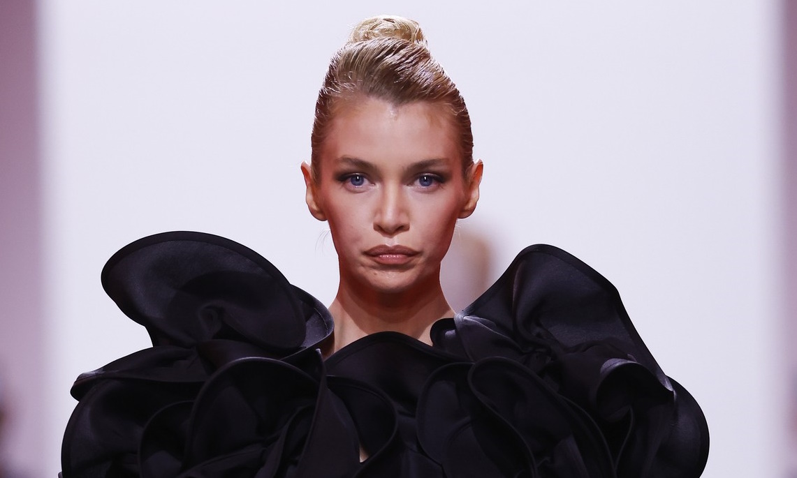 Messy Bun: Το viral κόλπο για να το πετύχετε