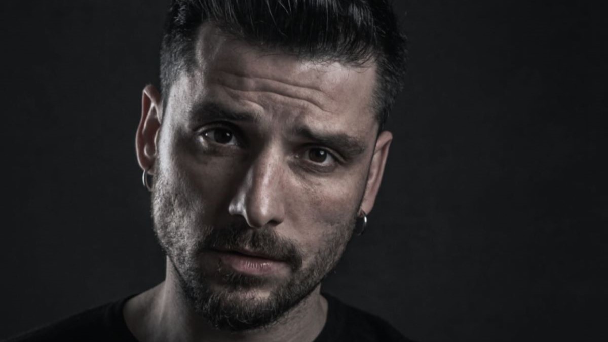 Ο Σπύρος Χατζηαγγελάκης εξομολογείται: «Εκεί μου ήρθε μια γερή “σφαλιάρα”…»