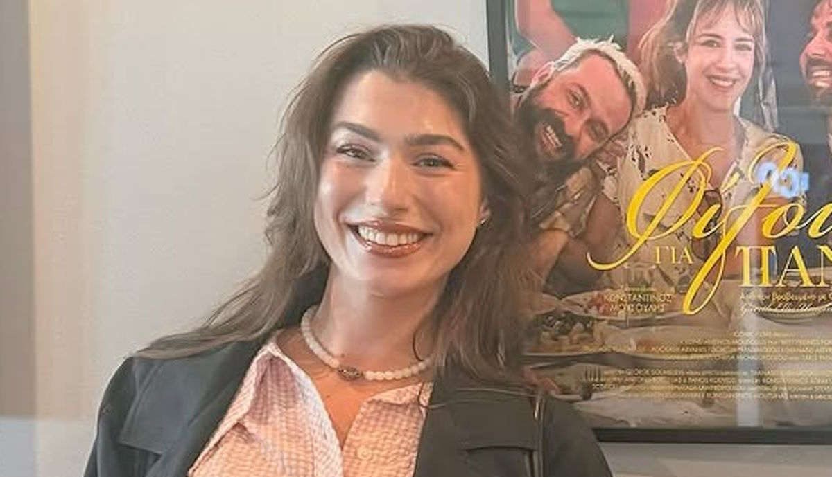 Χρύσα Μιχαλοπούλου: Μαζί με τον γιο της, Κίμωνα απολαμβάνει μύδια