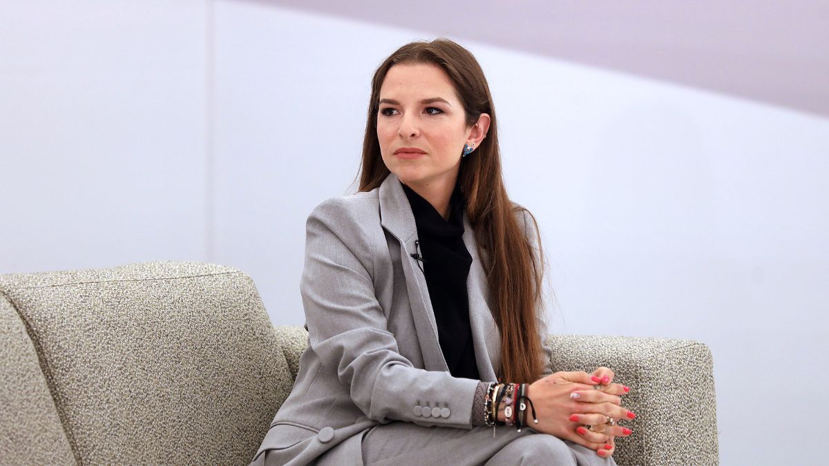 Εριέττα Κούρκουλου Λάτση: «Bλέπουμε ότι σκοτώνονται γυναίκες καθημερινά ακόμα, οπότε δεν έχει καλυφθεί αυτό το κενό»