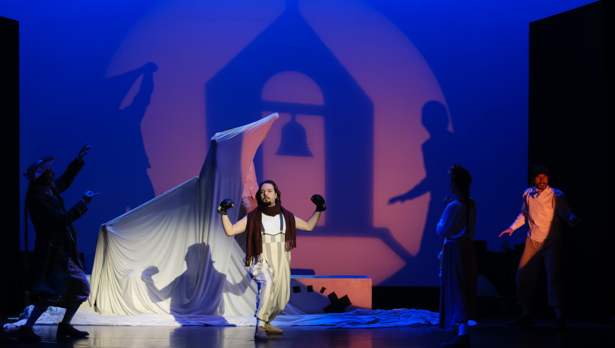 Βαρώνος Μινχάουζεν, οι φανταστικές περιπέτειες στο θέατρο Βεάκη