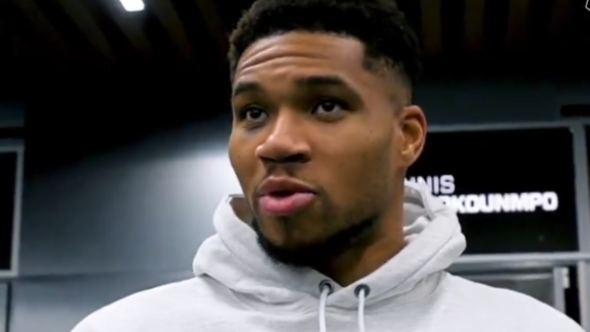 Γιάννης Αντετοκούνμπο: Αποκαλύπτει γιατί εμφανίστηκε με μαυρισμένο μάτι