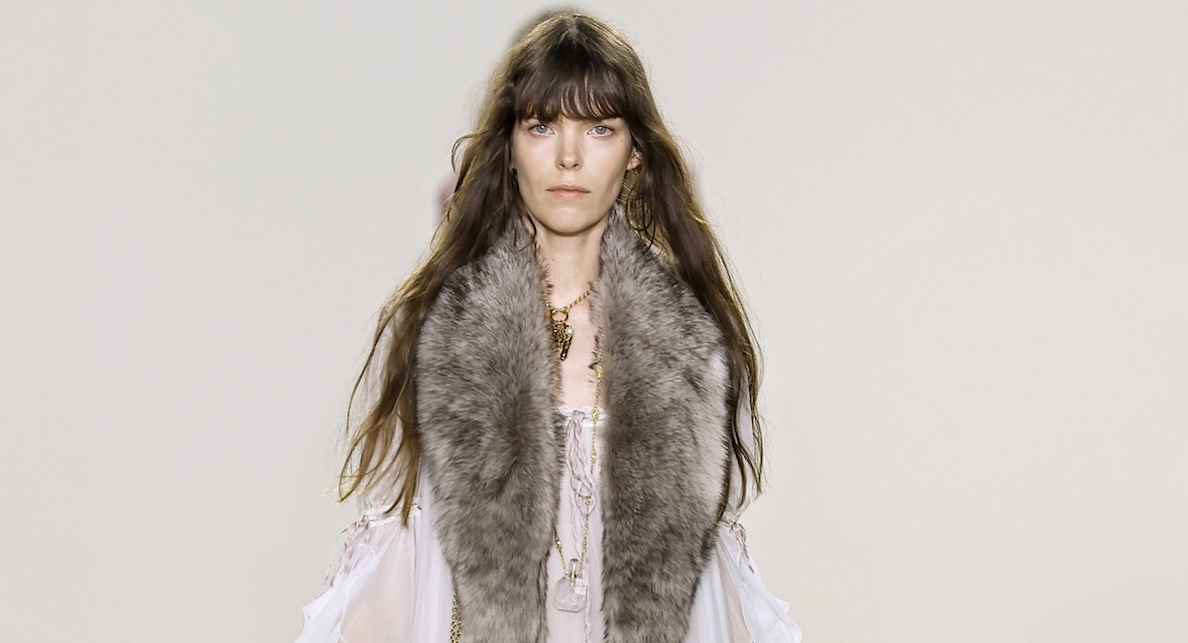 Shattered Fringe: Η φράντζα που μοιάζει να η πιο hot τάση τώρα