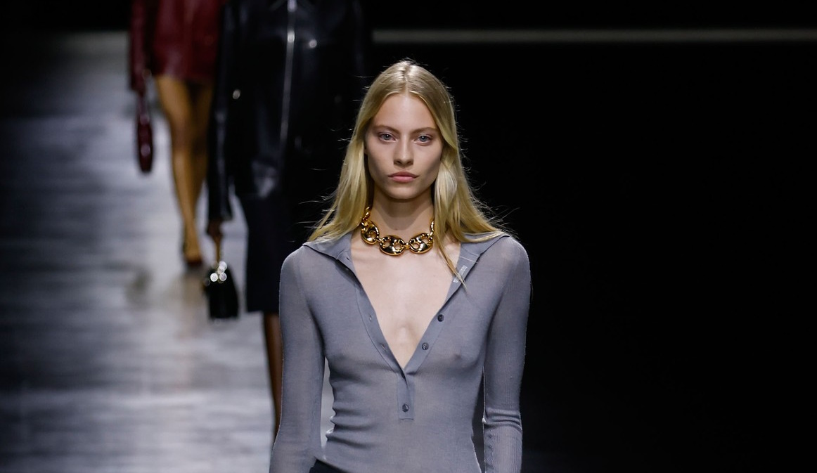 Θέλετε μακριά και υγιή μαλλιά; Αυτά τα tips θα σας σώσουν