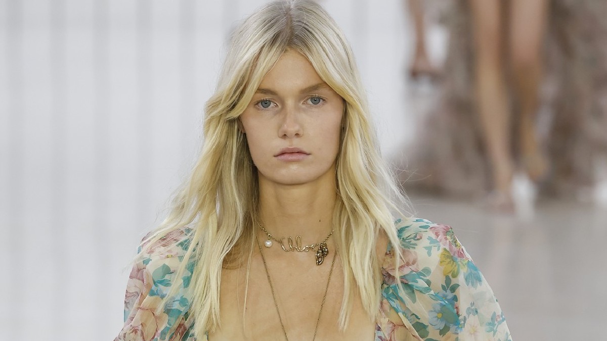 Το TikTok trend που υπόσχεται λεία επιδερμίδα του ονείρου