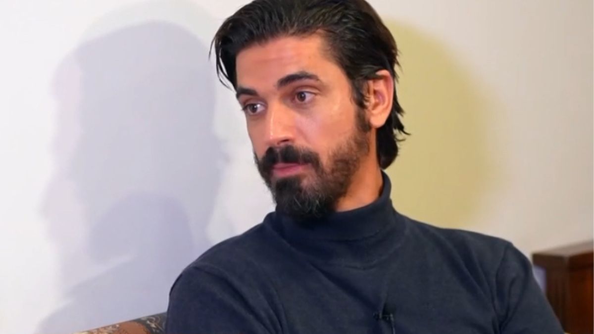 Δημήτρης Γκοτσόπουλος: «Είναι τεράστια ευλογία να μεγαλώνεις με τέσσερις γυναίκες – Θα ήθελα βέβαια να έχω έναν αδελφό να παίζουμε ξύλο, αντί να παίζω με την αδελφή μου»