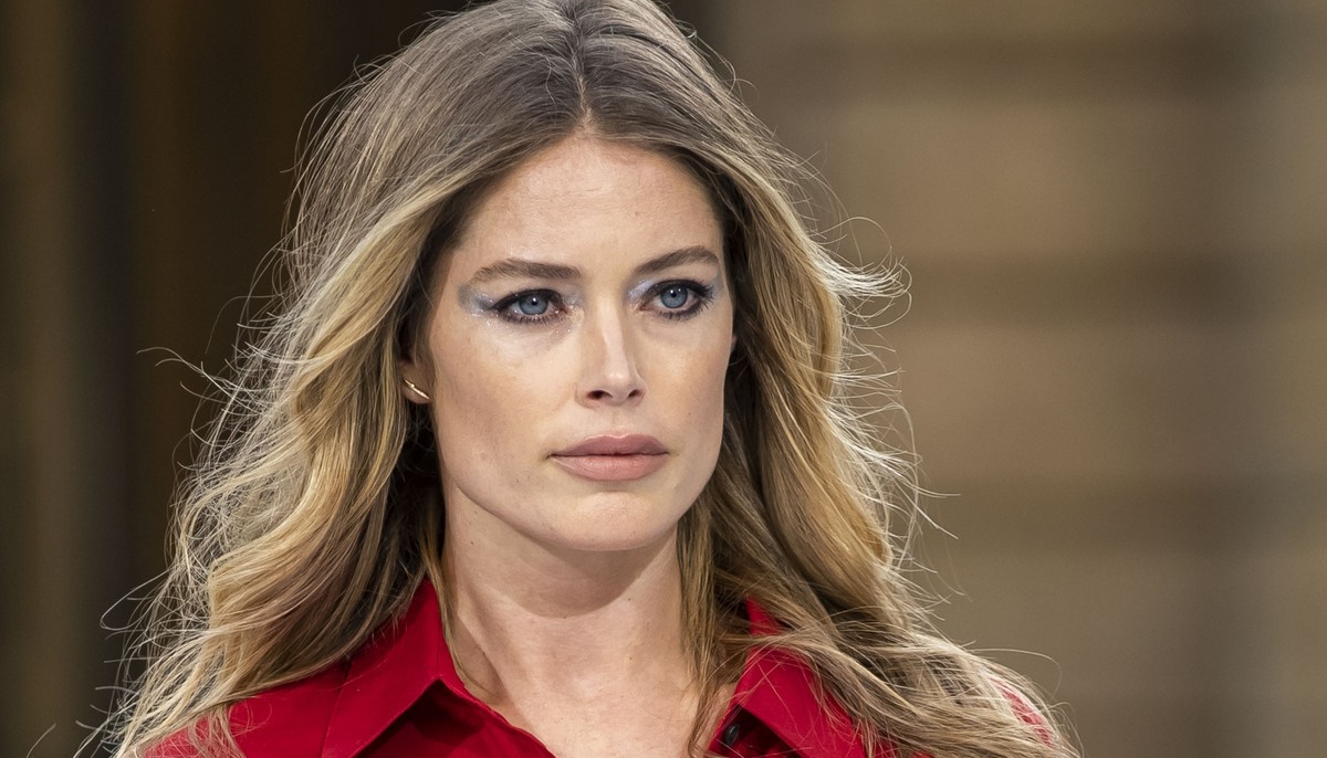 Η viral ιαπωνική τεχνική για να λούζετε τα μαλλιά σας σωστά και αποτελεσματικά