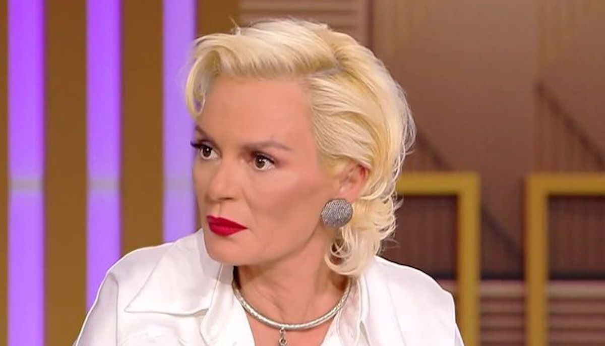 Συγκλονίζει η Έλενα Χριστοπούλου: «Φοβάμαι να περπατήσω μετά τους πυροβολισμούς που δέχτηκα»