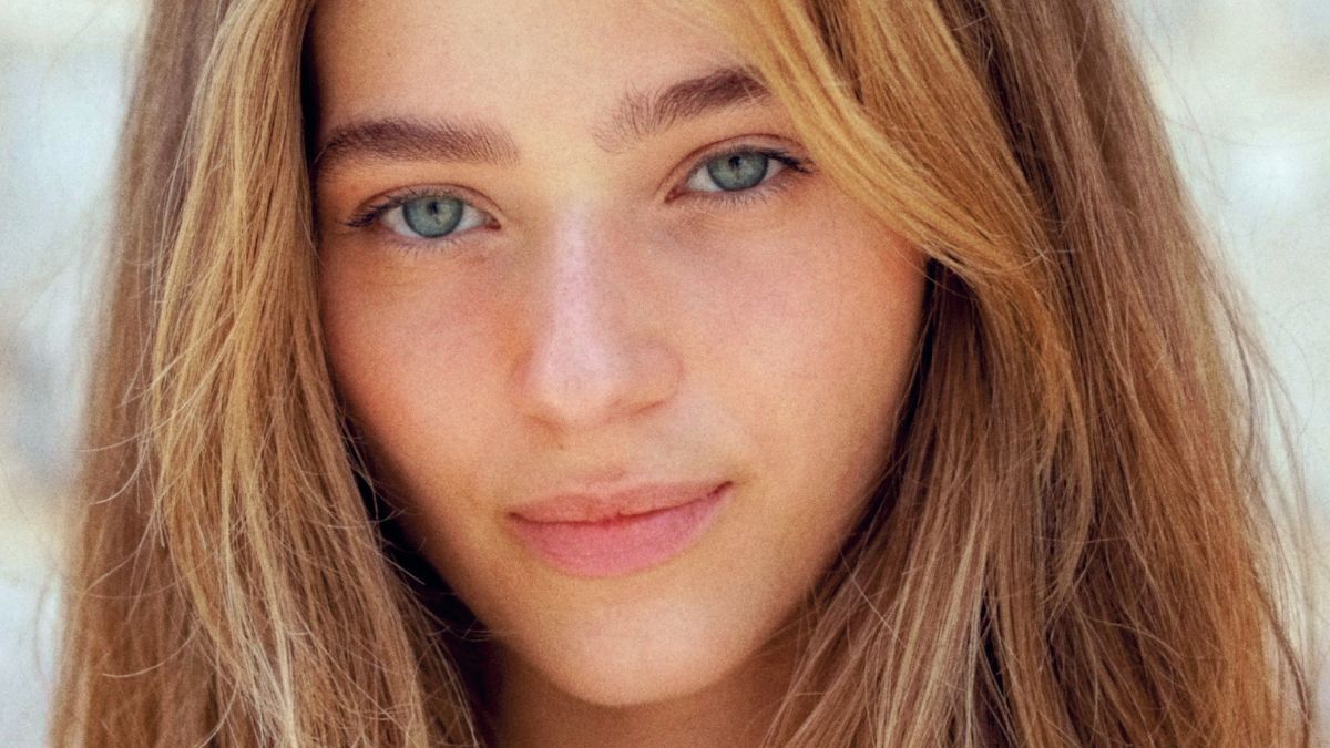 Γεωργία Μεσαρίτη: «Θα ήθελα πολύ να με δω με μαύρα μαλλιά»