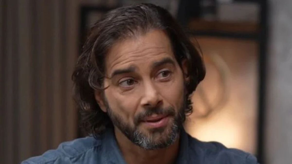 Χάρης Γιακουμάτος: «Τα διαζύγια έχουν πάρει φόρα αυτήν εποχή – Αν μπορείς να έχεις ένα ωραίο κι υγιές περιβάλλον για το παιδί σου εντός γάμου, σίγουρα αξίζει να είσαι εκεί»