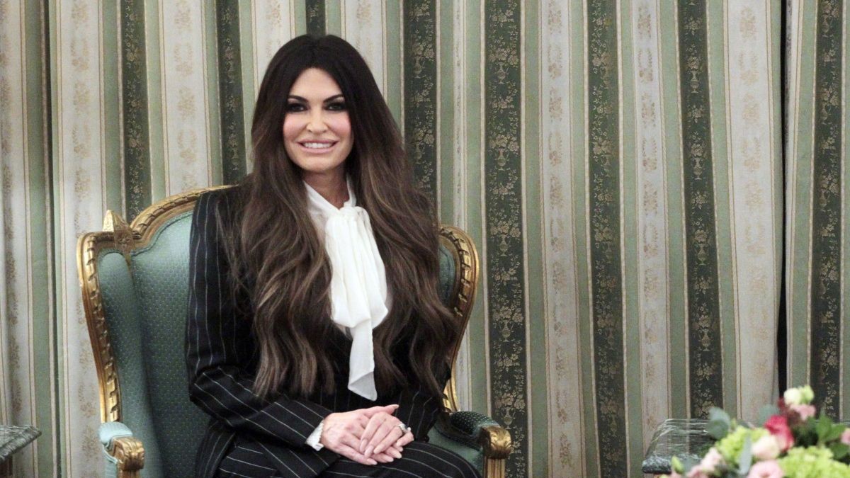 Κίμπερλι Γκιλφόιλ: Η λαμπερή βραδιά στο Jefferson House με εκλεκτούς καλεσμένους