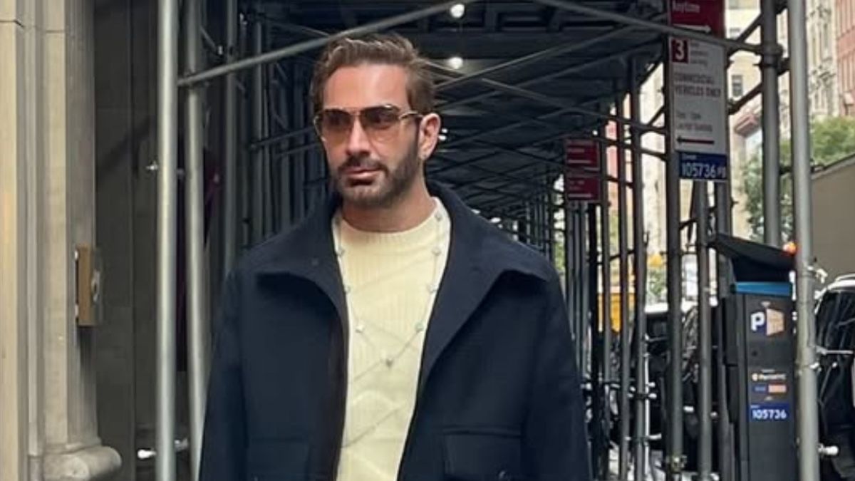 Νίκος Κοκλώνης: Με στυλ στους δρόμους της Νέας Υόρκης! Η ανάρτηση που έκανε αίσθηση