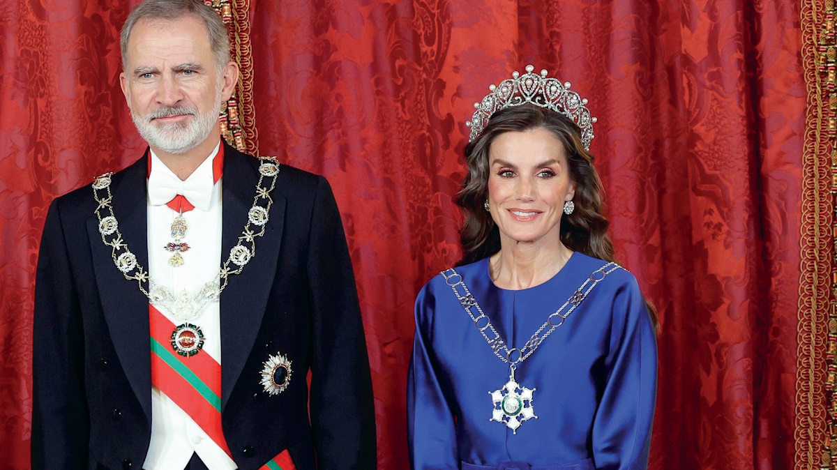 Βασιλιάς Φελίπε – Βασίλισσα Λετίσια: Επίσημη εμφάνιση στο ανάκτορο της Μαδρίτης