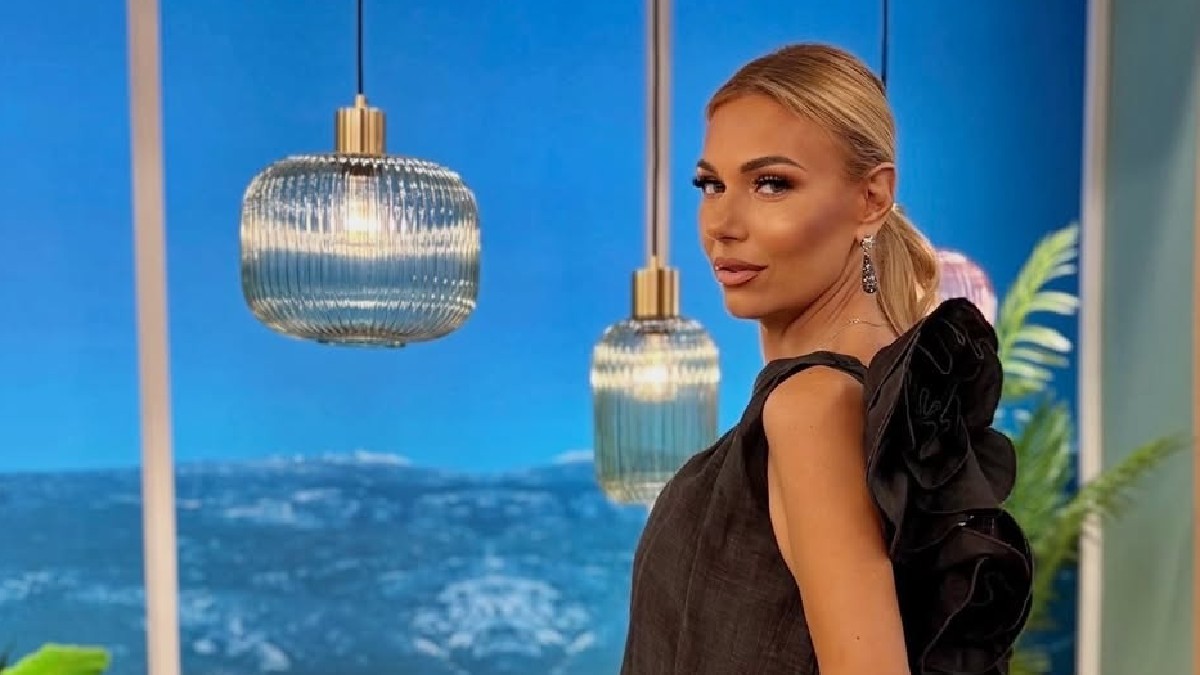 Τίνα Μεσσαροπούλου: «Ζήτησα από τη νταντά να φτιάξει γάλα στο μωρό και μου είπε “πάλι θα φάει;”»