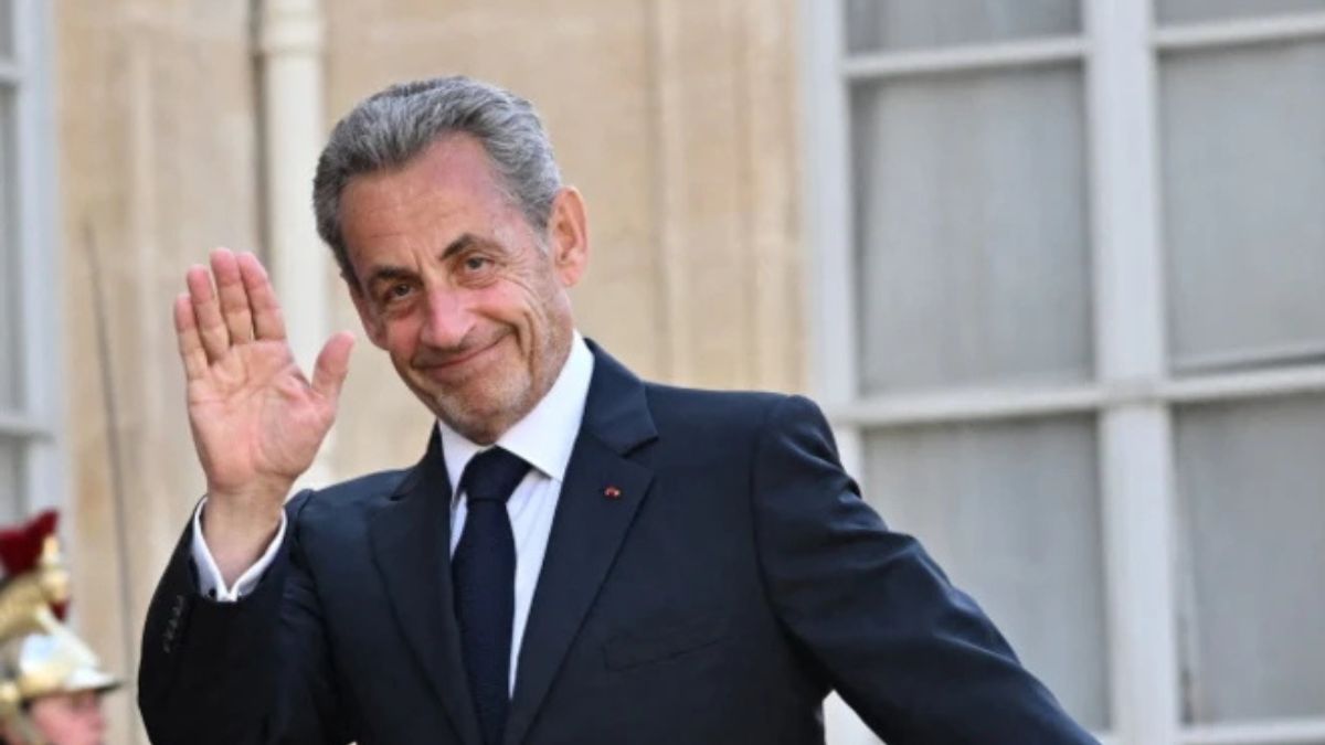 Αποφυλακίστηκε ο Νικολά Σαρκοζί μετά από 20 ημέρες – Τίθεται υπό δικαστική επιτήρηση