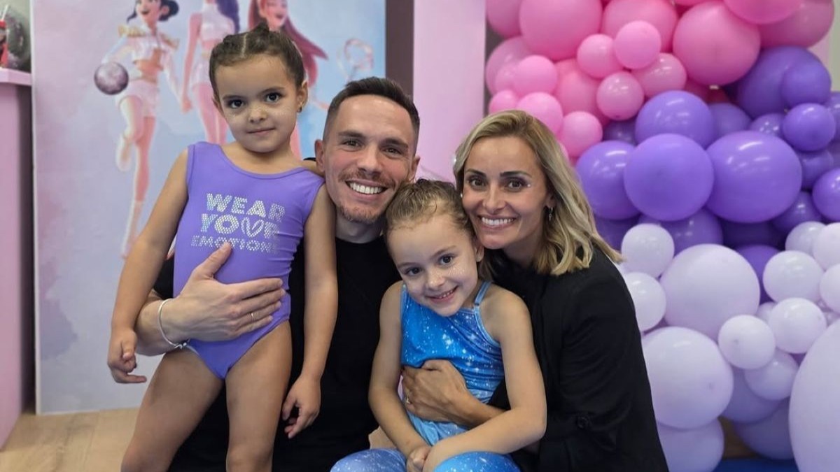 Λευτέρης Πετρούνιας – Βασιλική Μιλλούση: Τα γενέθλια της κόρης τους, Σοφίας και η εντυπωσιακή τούρτα