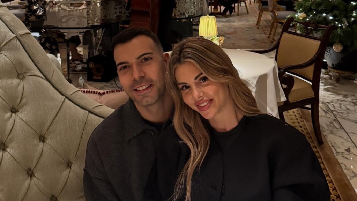 Κώστας Σλούκας: Οικογενειακό ταξίδι στο Λονδίνο με την Μαρία Δαρσινού και τα παιδιά τους