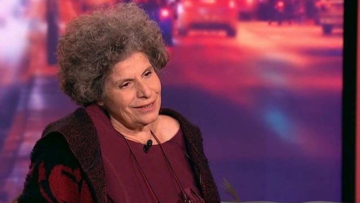 Η εξομολόγηση της Μαργαρίτας Θεοδωράκη: Η μητριαρχική οικογένεια και η κατάθλιψη – «Τα λεφτά τα διαχειριζόταν η μαμά»