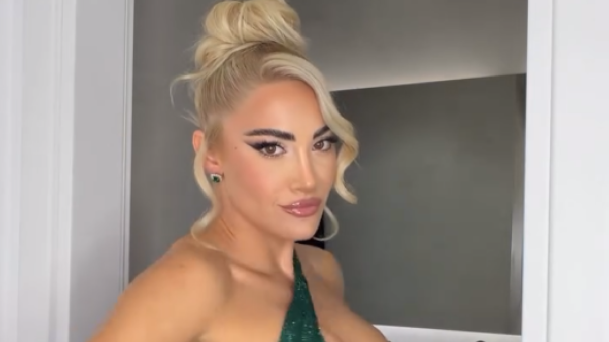 Ιωάννα Τούνη: Με σμαραγδί φόρεμα στον γάμο της Στέλλας Πάσσαρη!