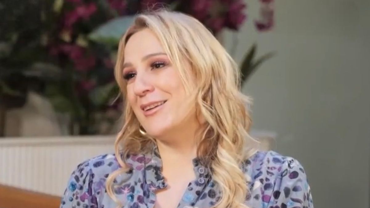 Βίκυ Καρατζόγλου: «Ήμουνα 18 χρονών, δέχτηκα σεξουαλική παρενόχληση – Με κράτησαν οι συνάδελφοι γιατί δεν ενέδωσα»