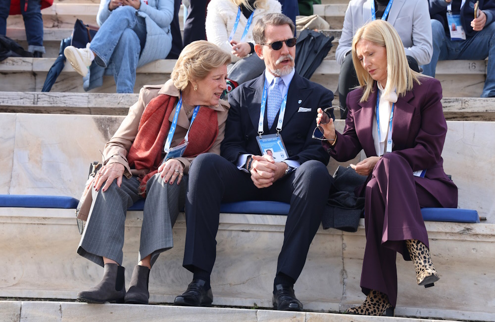 Μαρί Σαντάλ: Η fashionable εμφάνισή της στην τελετή παράδοσης της Ολυμπιακής Φλόγας