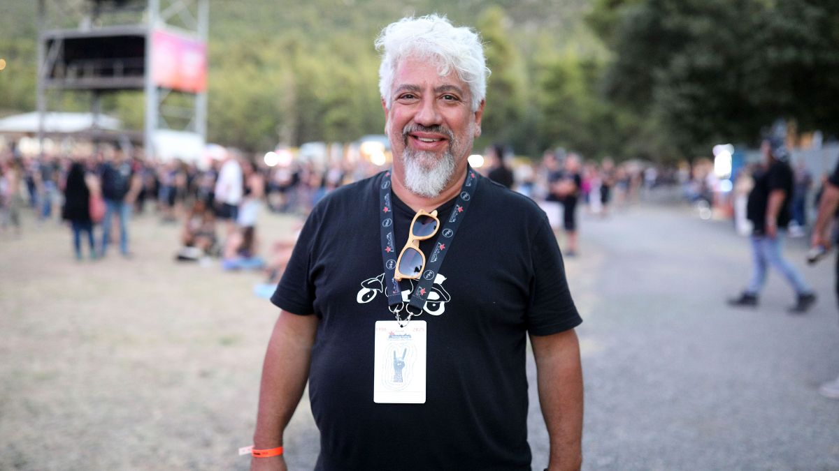 Δημήτρης Φραγκιόγλου: «Η κωμωδία και η σάτιρα, είναι “κακά παιδιά”. Δεν μπορείς να τα βάλεις σε καλούπια»