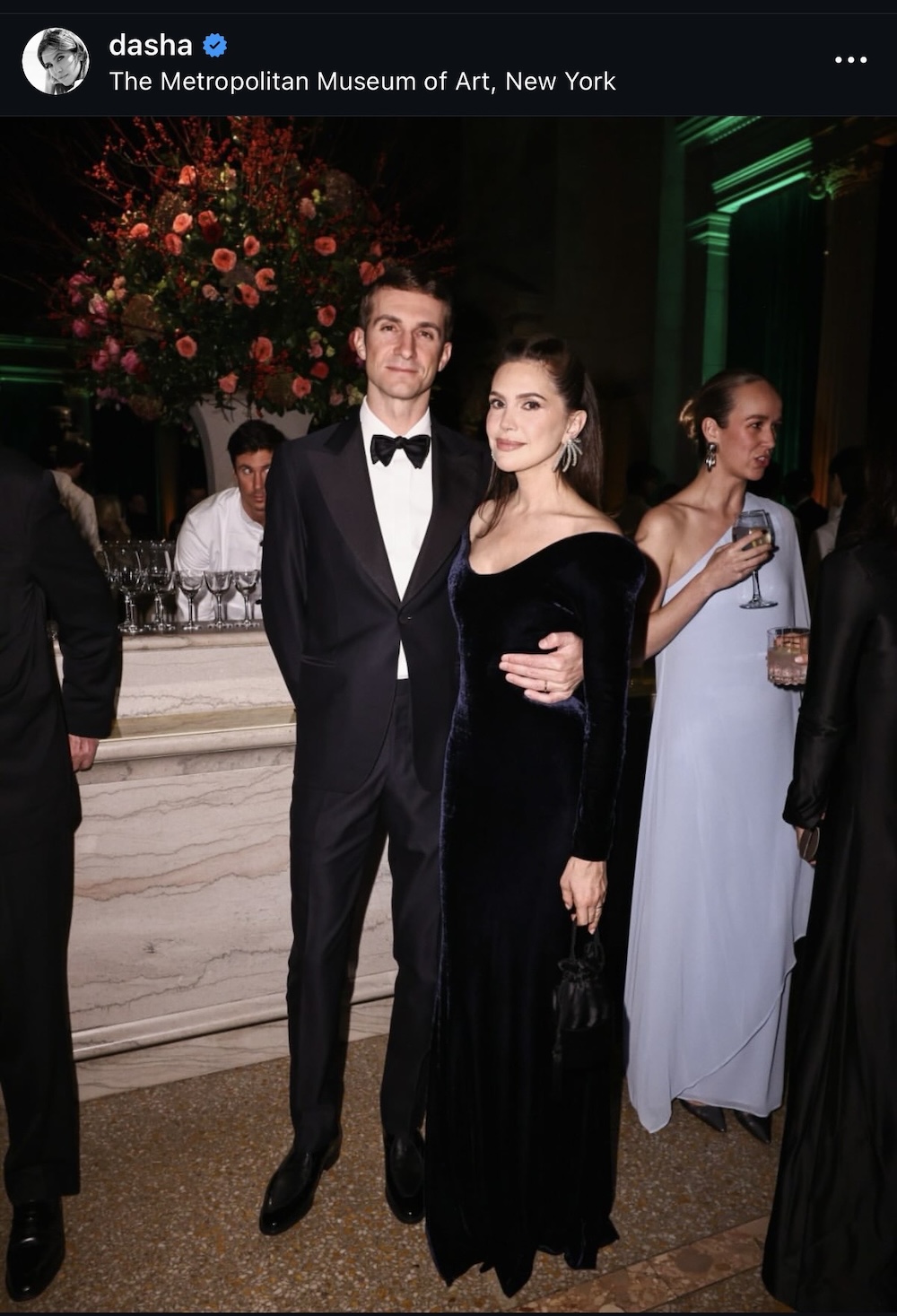 σύγχρονο γιορτινό στυλ χωρίς υπερβολή