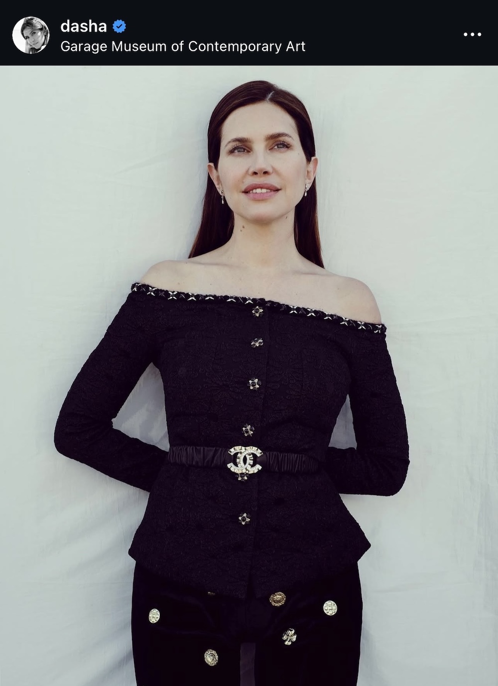 σύγχρονο γιορτινό στυλ χωρίς υπερβολή
