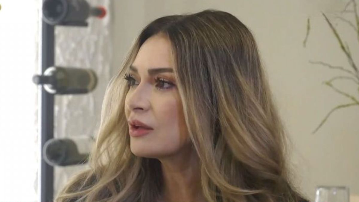 Αποστολία Ζώη: «Έχω νιώσει προδοσία σε σχέση κι είναι πολύ άσχημο συναίσθημα – Μεγαλώνοντας ξεκαθαρίζει λίγο το τοπίο»