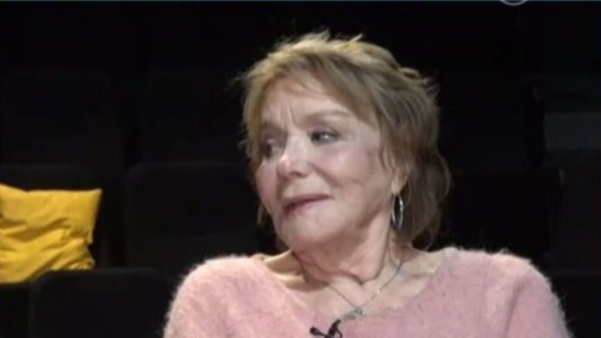 Συγκινεί η Μπέτυ Αρβανίτη: «Έκανα το γιο μου πολύ μικρή, δεν πρόλαβα να ζήσω…»