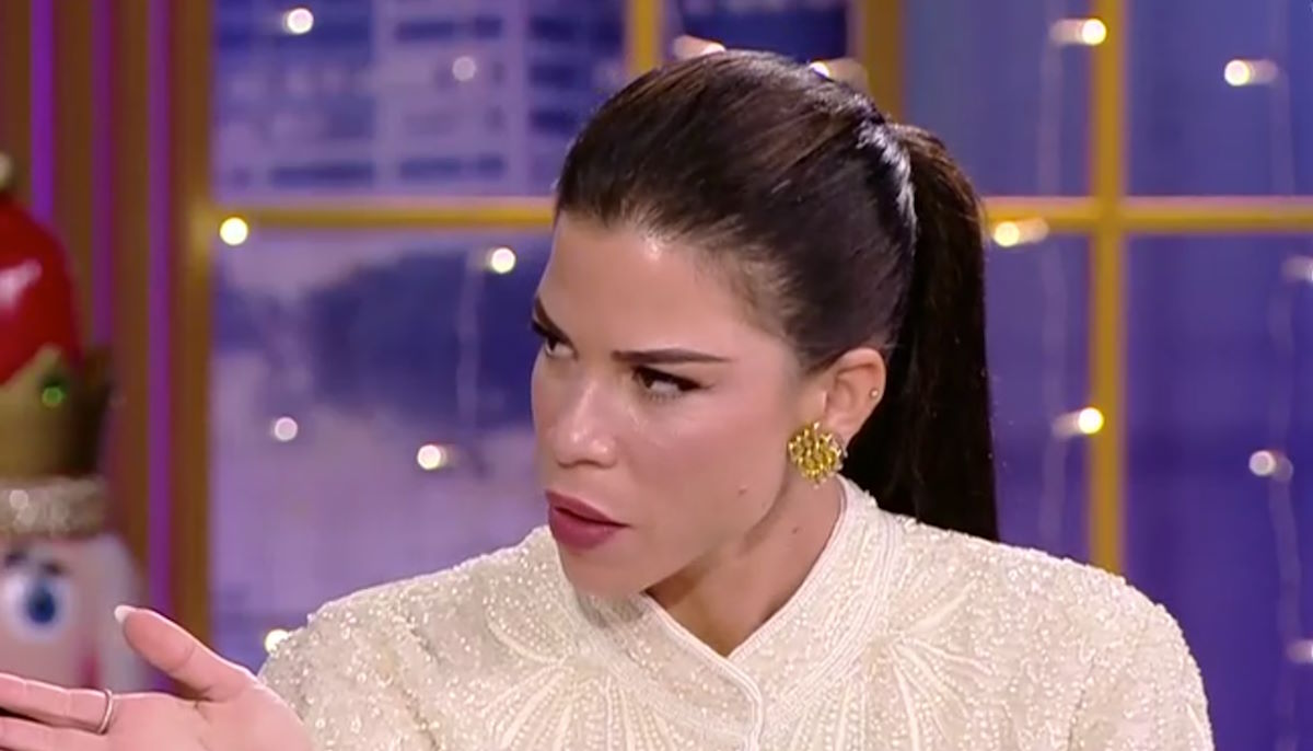 Δάφνη Καραβοκύρη για τη Ζωή Κωνσταντοπούλου: «Με ενόχλησε που το πήρε σαν θύμα του metoo»