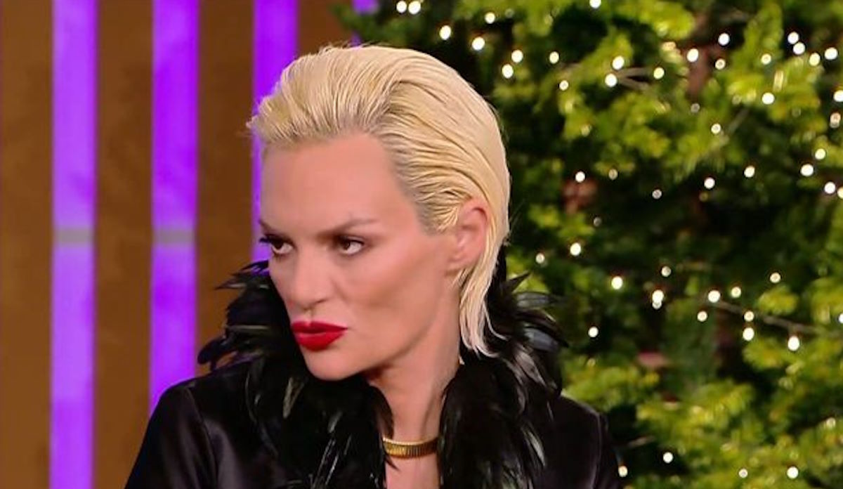 Έλενα Χριστοπούλου: «Λυπάμαι πάρα πολύ για αυτή τη δήλωση που έκανε η Ιουλία Καλλιμάνη»