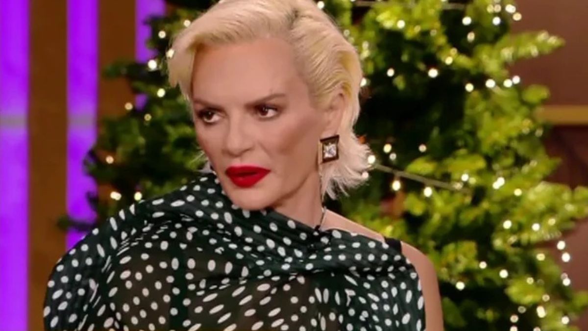 Έλενα Χριστοπούλου: «Οι αγρότες πρέπει να δικαιωθούν και όχι να κυνηγιούνται από την ελληνική αστυνομία – Είναι ντροπή»