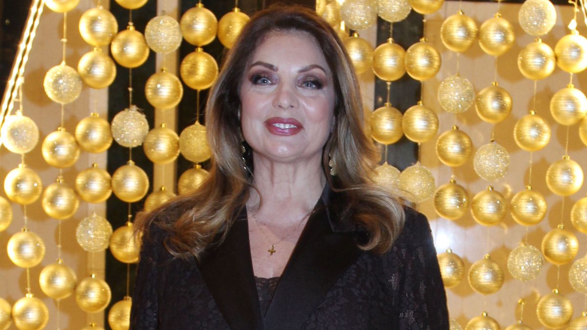 Άντζελα Γκερέκου: Οι δημόσιες ευχές της για τις γιορτές με την οικογένειά της