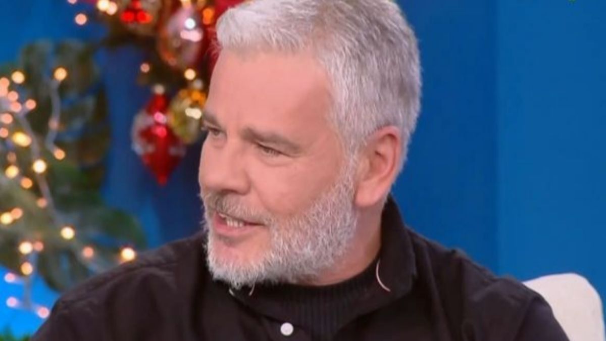 Νίκος Γρίτσης: «Έμεινα στη φυλακή 15 μήνες και στην απομόνωση άρχισα να γράφω στίχους»