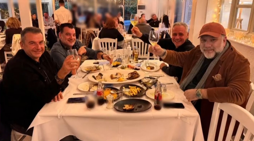 Γιώργος Λιάγκας – Γρηγόρης Αρναούτογλου: Το δείπνο, η παρεξήγηση και η ενδεχόμενη τηλεοπτική τους συνάντηση