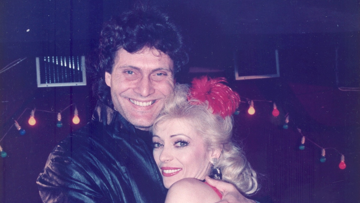 Μαρία Αλιφέρη για Αλμπέρτο Εσκενάζυ: «Το φευγιό σου δυσκολεύει πολύ…»