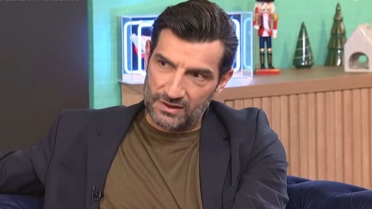 Νίκος Κουρής: «Όταν η ζωή μου έγινε θέμα, το δέχτηκα. Δεν παραπονέθηκα σε κανέναν»