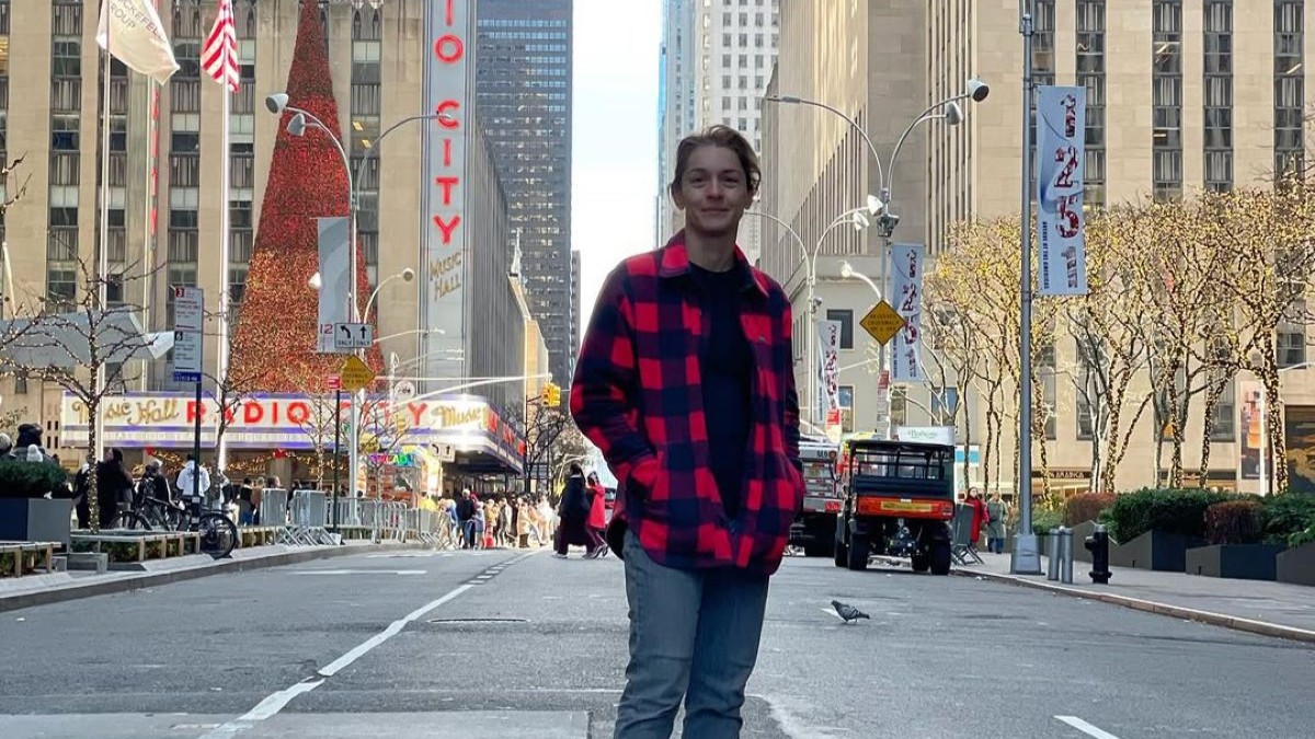 Γιούλικα Σκαφιδά: Οι φωτογραφίες ξαπλωμένη δίπλα στον γιο της και το συγκινητικό μήνυμα – «Η ενοχή της μαμάς που λείπει στη δουλειά»