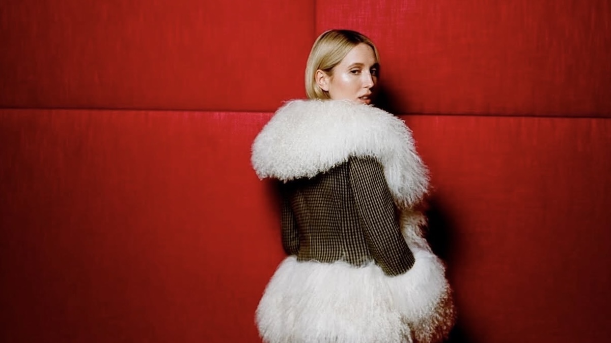 Η Ολυμπία Ντε Γκρες και το μαγικό παιχνίδι της μόδας